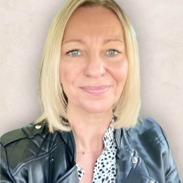 Cathy, infirmière de la micro-crèche Des Lucioles à Thennes